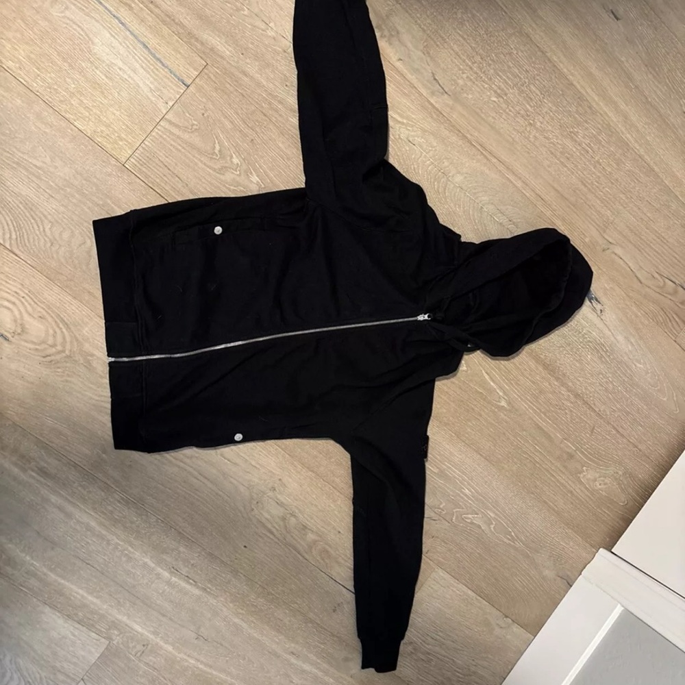 Stone island black zip up. 100% authenticated